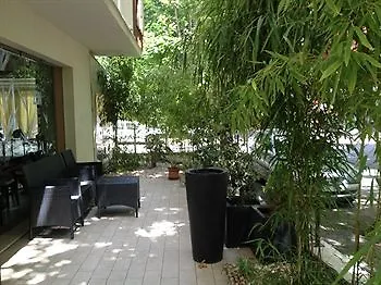 Zen Hotel Cesenatico